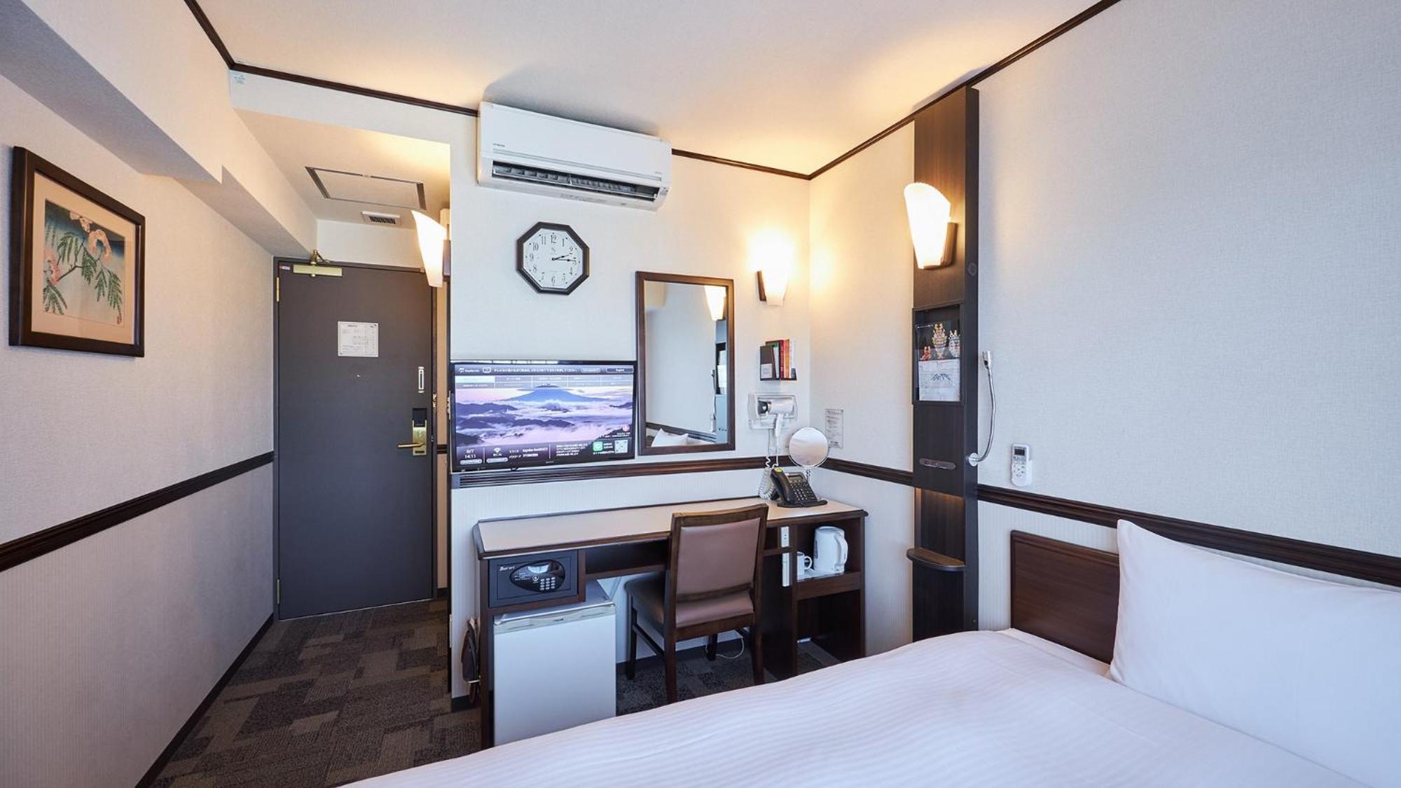 Toyoko Inn Kintetsu Yokkaichi Eki Kita Guchi Extérieur photo