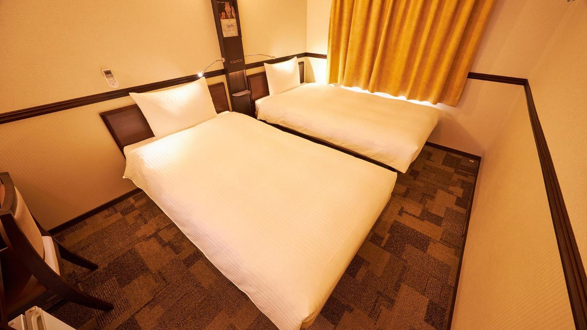 Toyoko Inn Kintetsu Yokkaichi Eki Kita Guchi Chambre photo