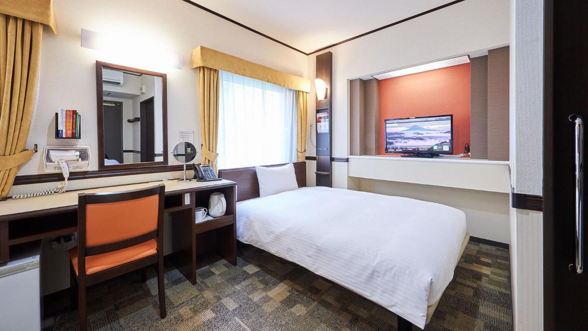 Toyoko Inn Kintetsu Yokkaichi Eki Kita Guchi Chambre photo